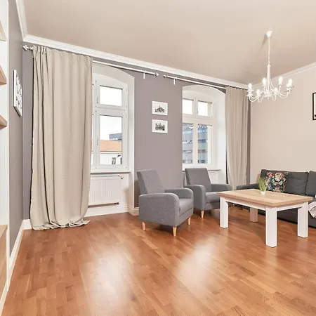 Bialoskornicza 250m To The Market Square By Renters Breslavia