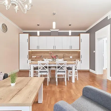 Bialoskornicza 250m To The Market Square By Renters Apartment *