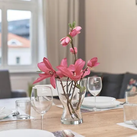 Bialoskornicza 250m To The Market Square By Renters Apartment
